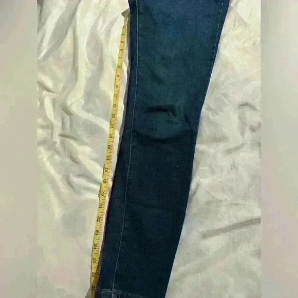 Everlane Women’s Mid Rise Jeans Medium Wash Denim Size 27 Regular - Picture 16 of 16